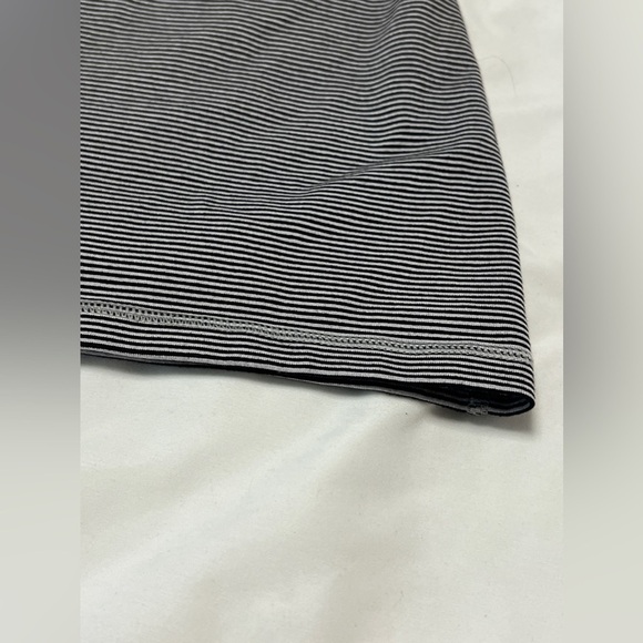 Lululemon Power Y Tank - Picture 4 of 8